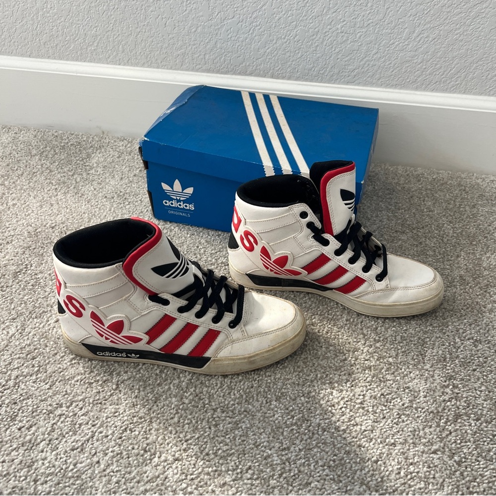 Adidas Hard Court Hi Big Logo Size 5.5